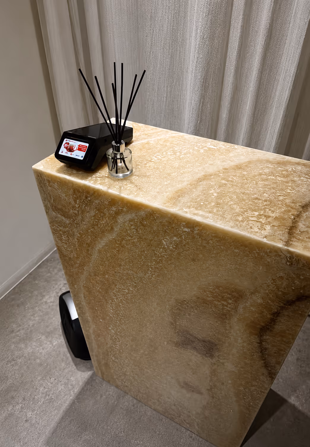 Onyx Stone Chair - Handcrafted Square — view 6